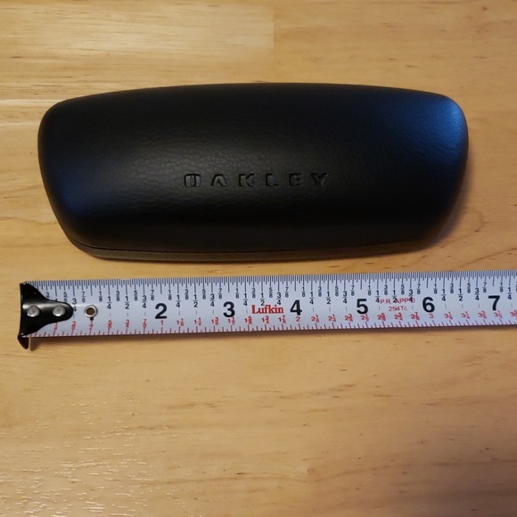 AUTHENTIC black Oakley glasses case - Picture 3 of 4